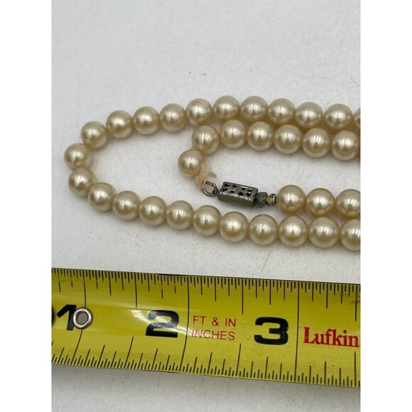 Vintage Faux Pearl Necklace Intricate Clasp 26" - Picture 5 of 5